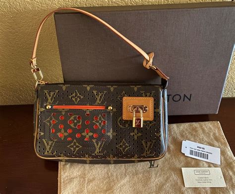 pochette jour pm louis vuitton|Pochette Jour Monogram Eclipse .